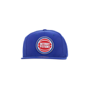 Gorra Mitchell & Ness Detroit Pistons Team Ground 2.0 visera plana