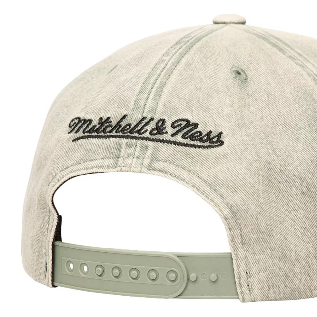 Gorra Mitchell & Ness NHL Washed Out Tonal Pro VNTG Kings