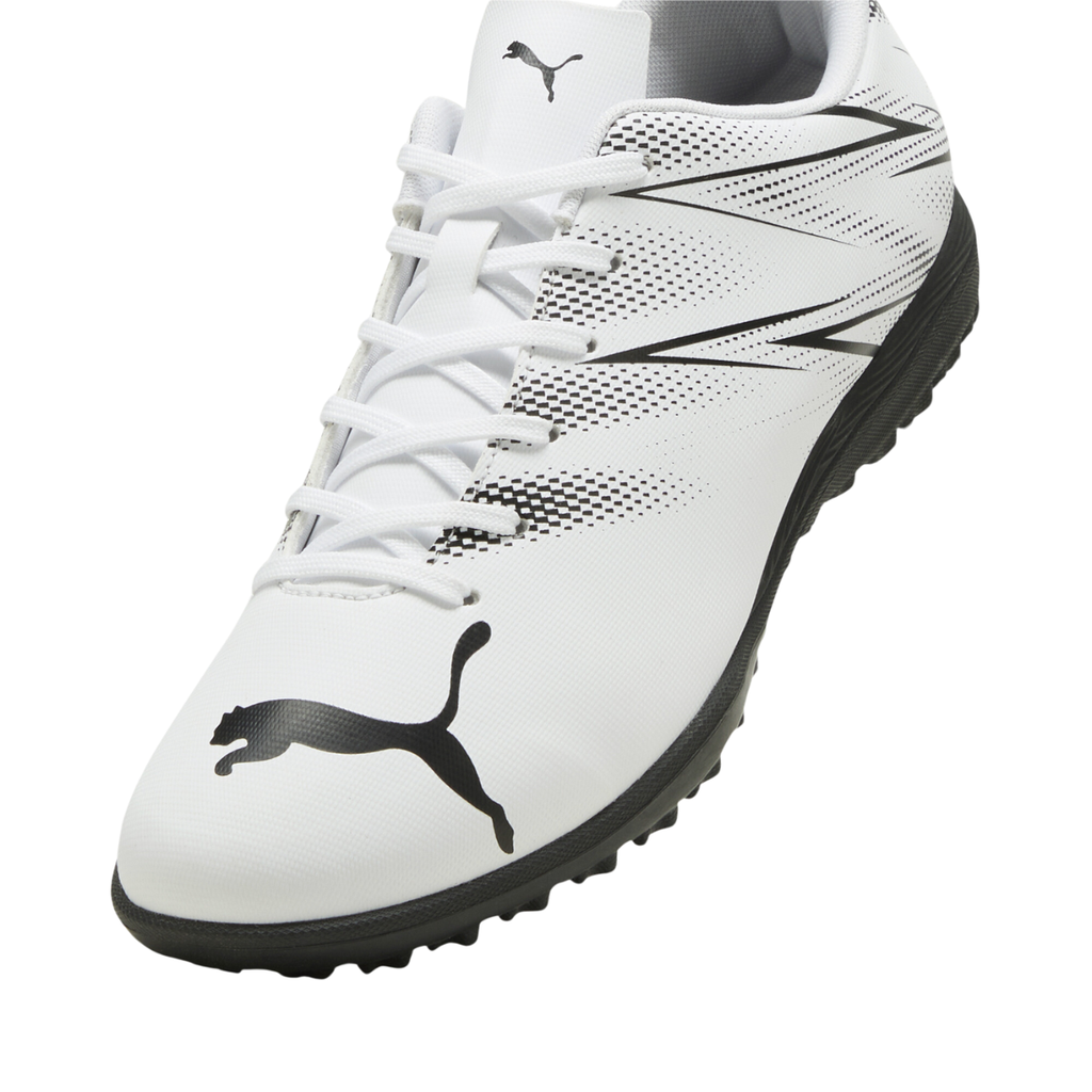 Tacos de fútbol Puma Attacanto TT para hombre