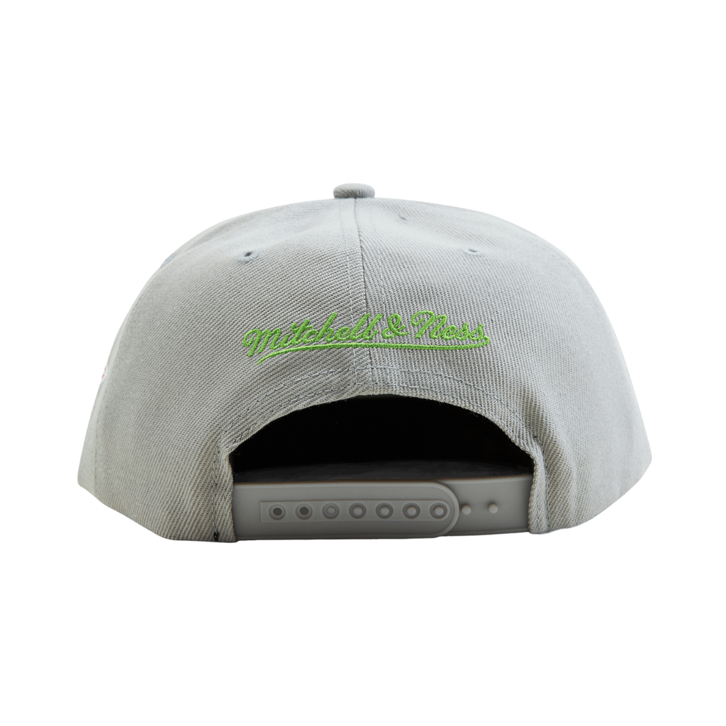 Gorra Mitchell & Ness NBA Hawks 75th