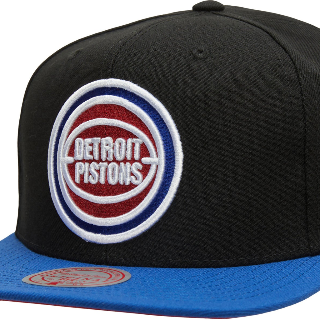 Gorra Mitchell & Ness NBA Pistons Two 18