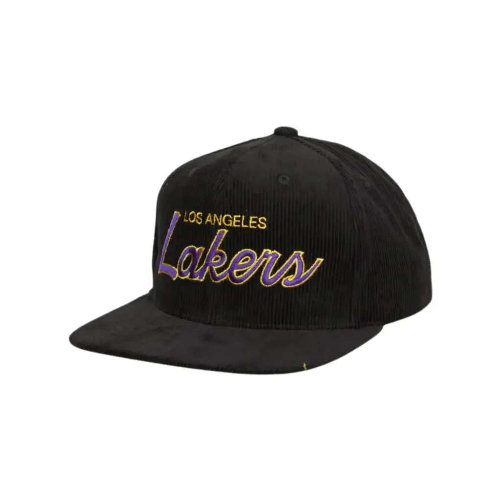 Gorra Mitchell & Ness NBA L.A. Lakers Cord Script