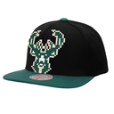Gorra Mitchell & Ness NBA Millwaukee Bucks 8 Bit XL