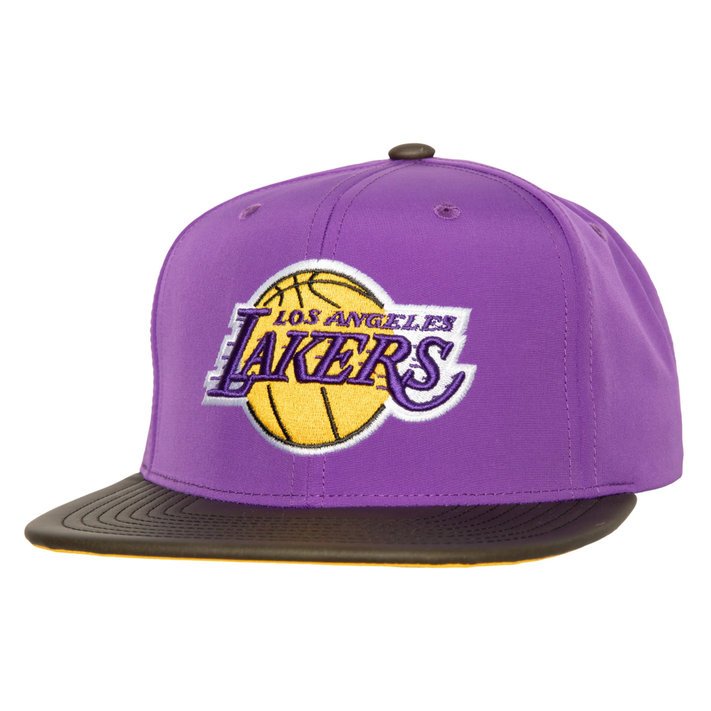 Gorra Mitchell & Ness NBA LA Lakers Heat Up