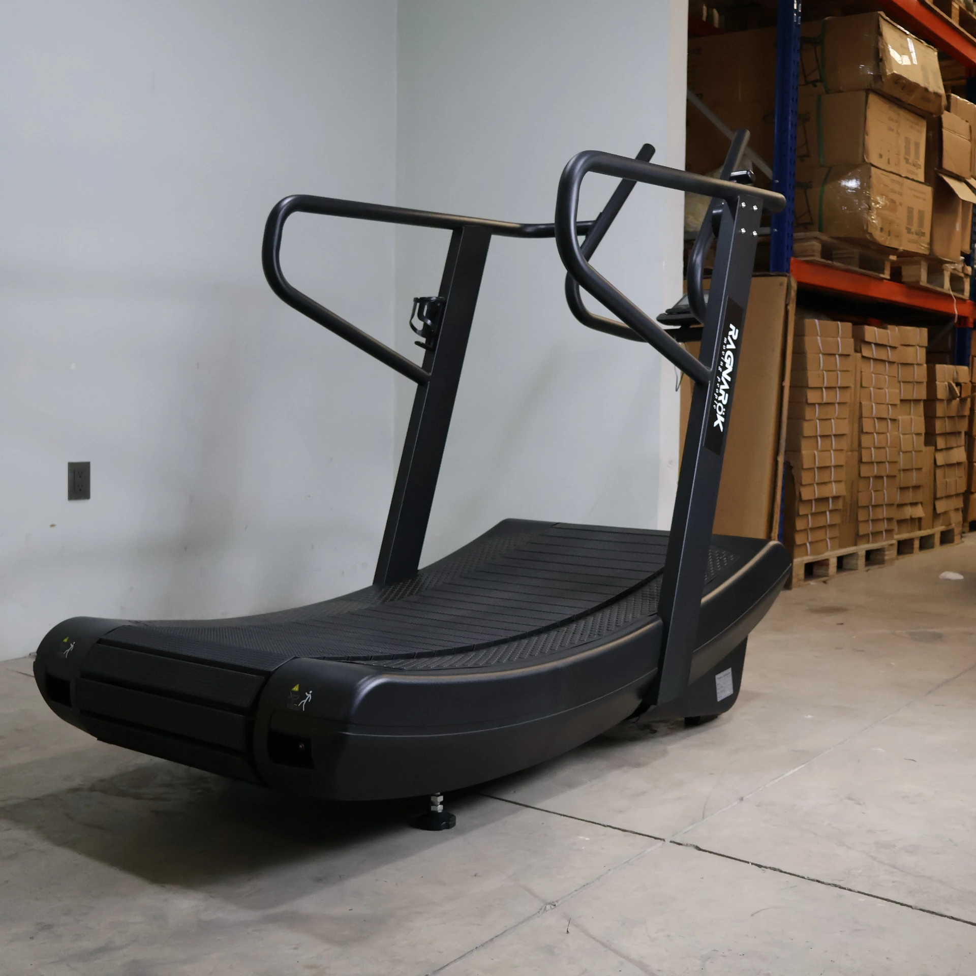Corredora Curva Air Runner RagnaRök 8008A Uso Comercial
