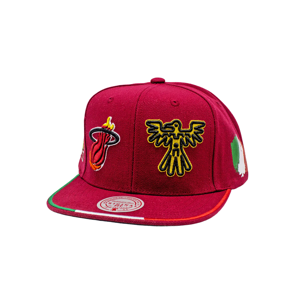Gorra Mitchell & Ness NBA Miami Heat Game Piramid Mexico